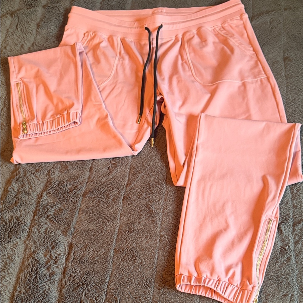 Zyia pink Peak Jogger Pants